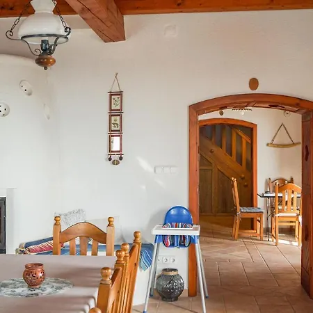 Holiday home Stunning In Balatonzolos W/ Sauna, Wifi And 6 Bedrooms