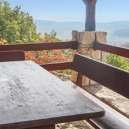 Holiday home Stunning In Balatonzolos W/ Sauna, Wifi And 6 Bedrooms Balatonszolos